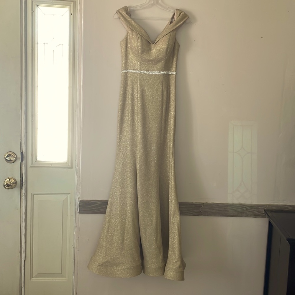 Good formal night dress